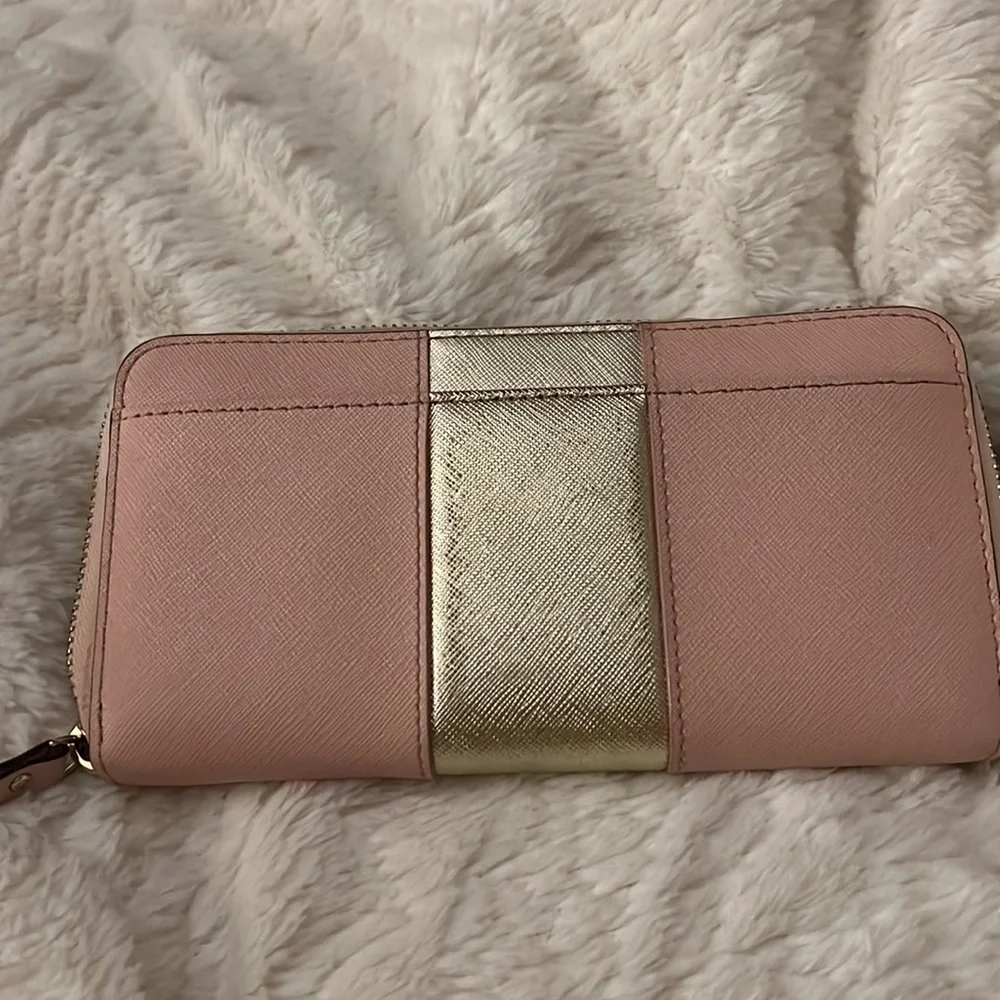 Kate Spade Wallet - Picture 4 of 4